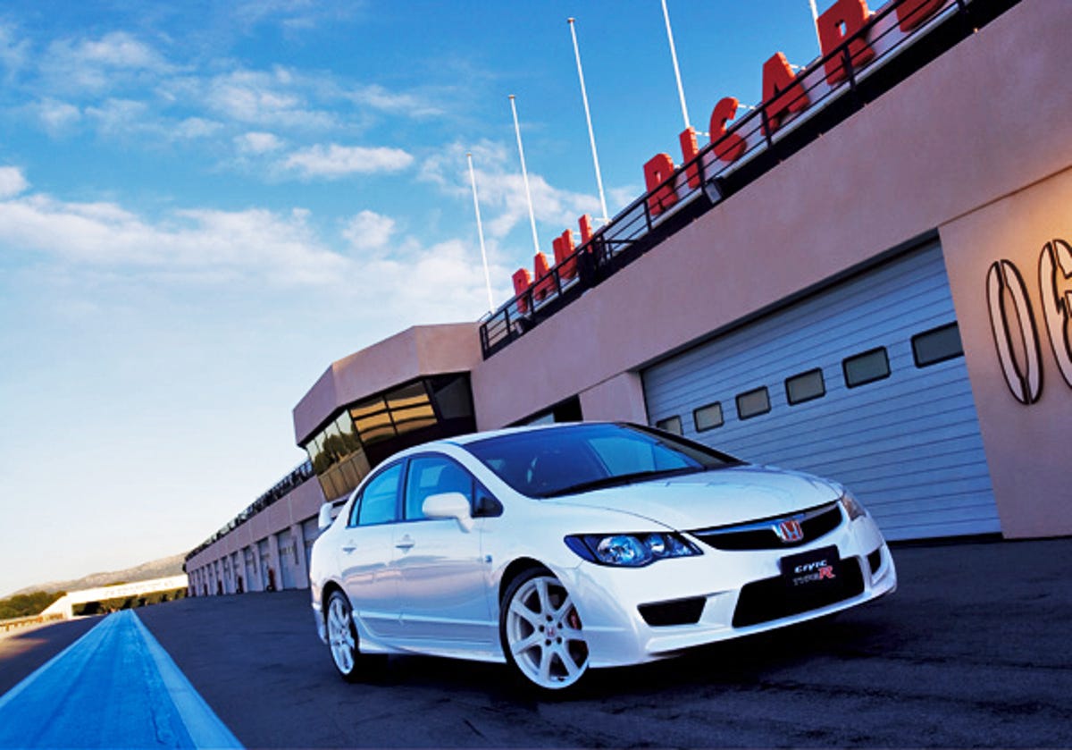 2007-honda-civic-type-r-sedan-1.jpg
