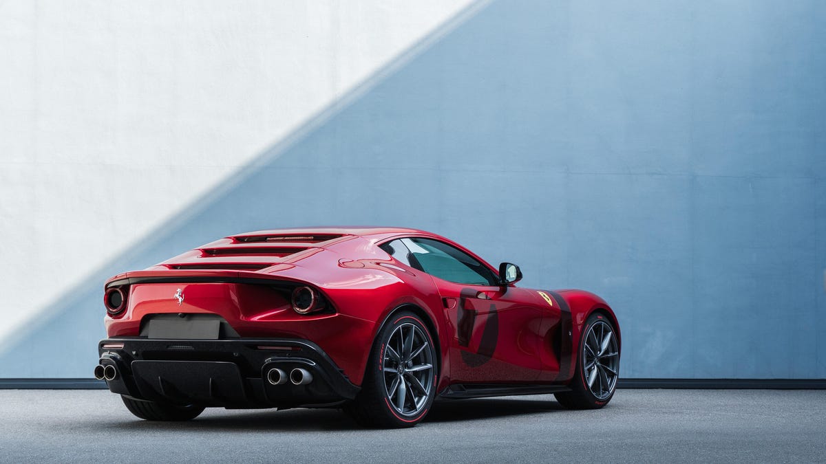 ferrari-812-omologato-005