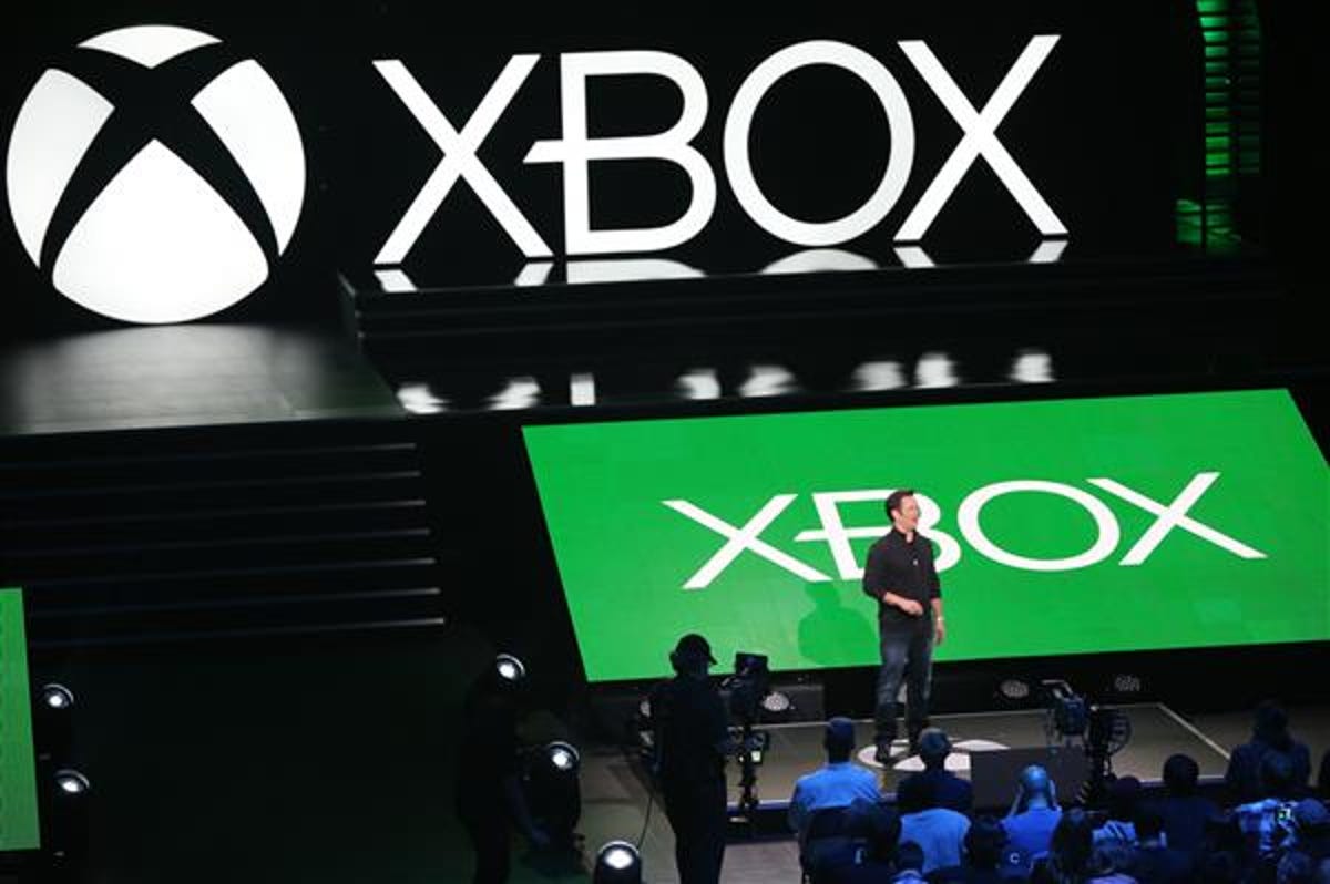 001microsoft-is-presenting-the-future-of-xbox-from-its-e3-press-conference-in-los-angeles-this-is-a-developing-story-follow-cnets-live-blog-of-the-xbox-e3-press-conference-and-check-out-all-of-cnets-e3-coverage-and-gamespots-e3-coverage-http.jpg