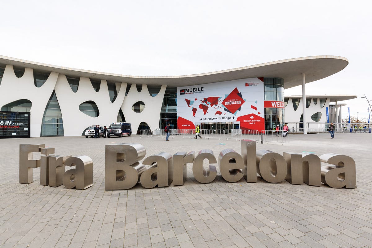 Mobile World Congress moved to the Fira Gran Via in 2013, a more remote location with a more spacious conference hall.