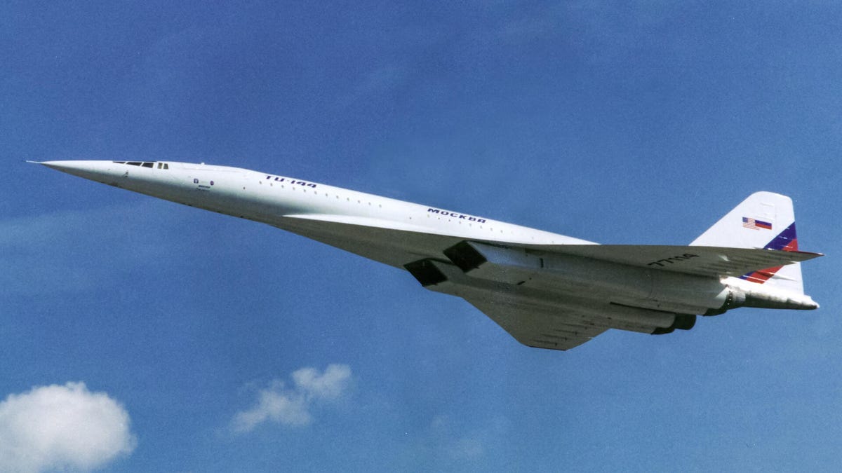 tu-144-19-of-10