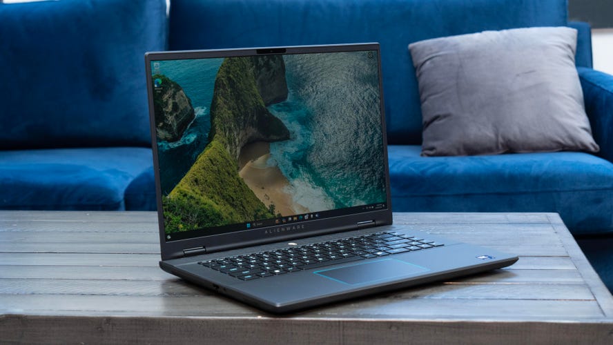 alienware-m16-r2-5575