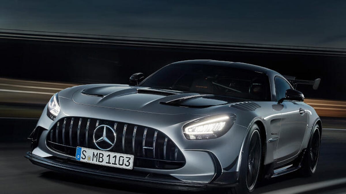 2021-mercedes-amg-gt-black-series-front