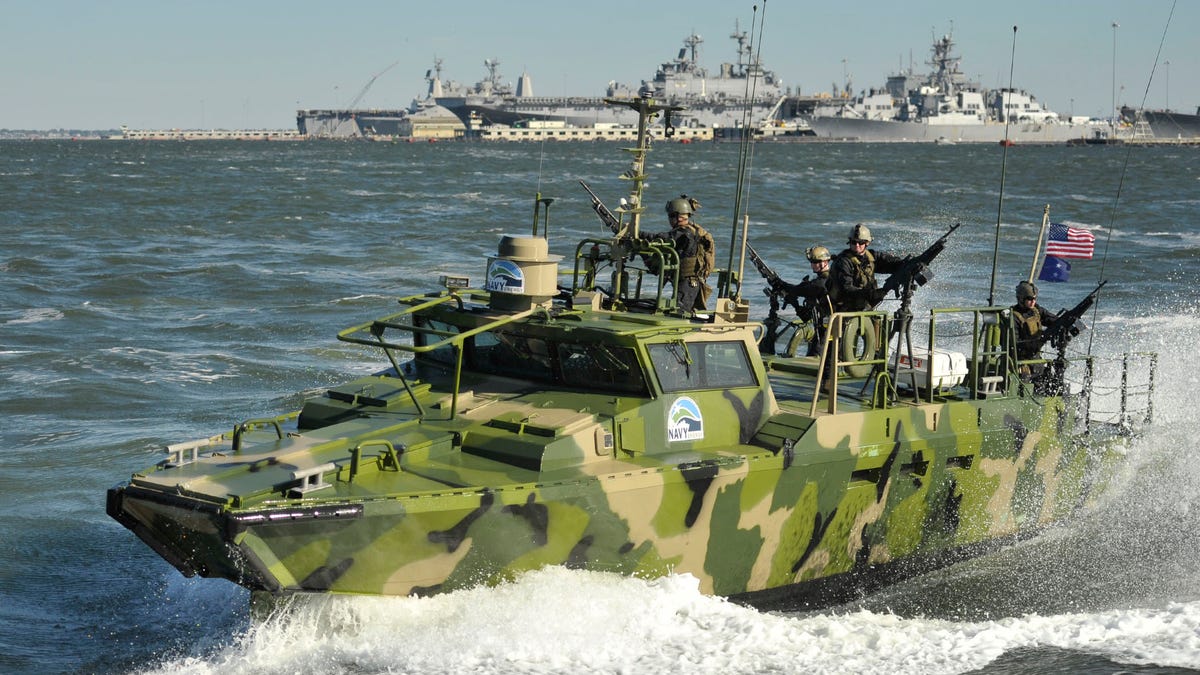 The RCB-X is powered by an alternative fuel blend of 50 percent algae-based and 50 percent NATO F-76 fuels.