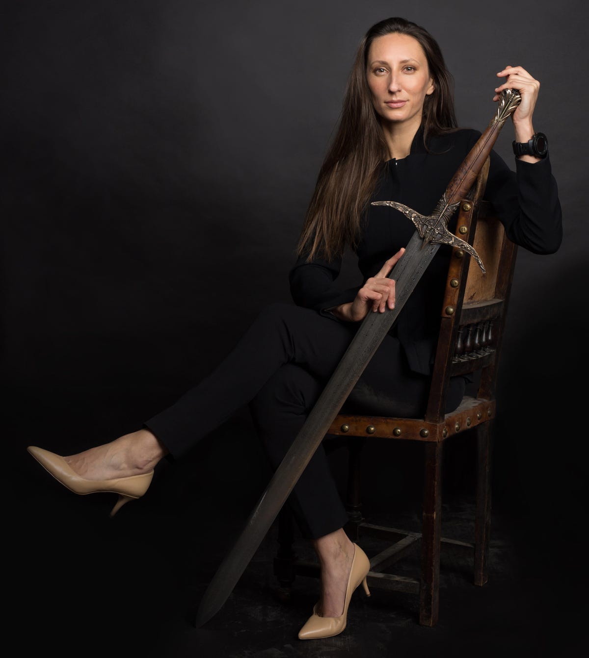 natalia-lee-portrait-heartsbane-sword-copyrt-n-lee-2