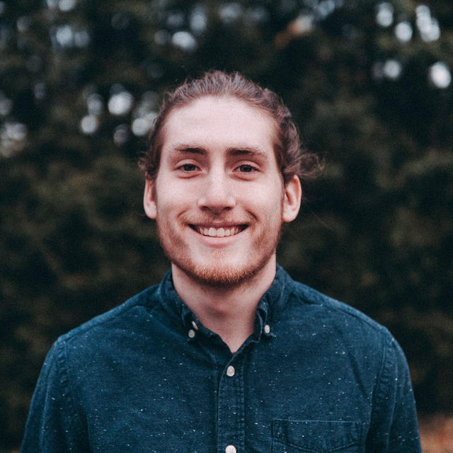 Headshot of Evan Zimmer