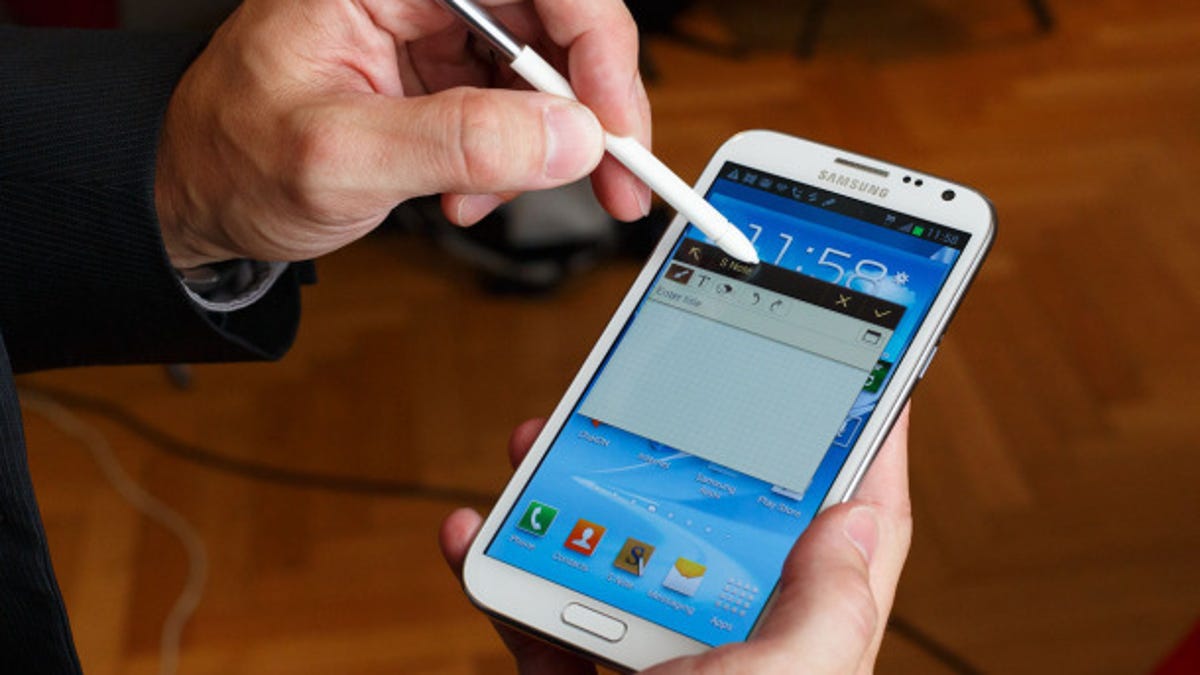 Will the HTC One Max compete against Samsung's Galaxy Note?