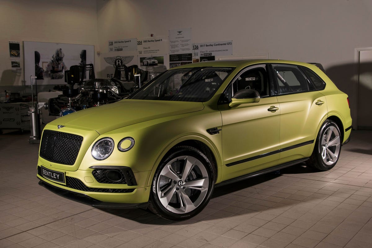 bentley-bentayga-pikes-peak-hill-climb-1