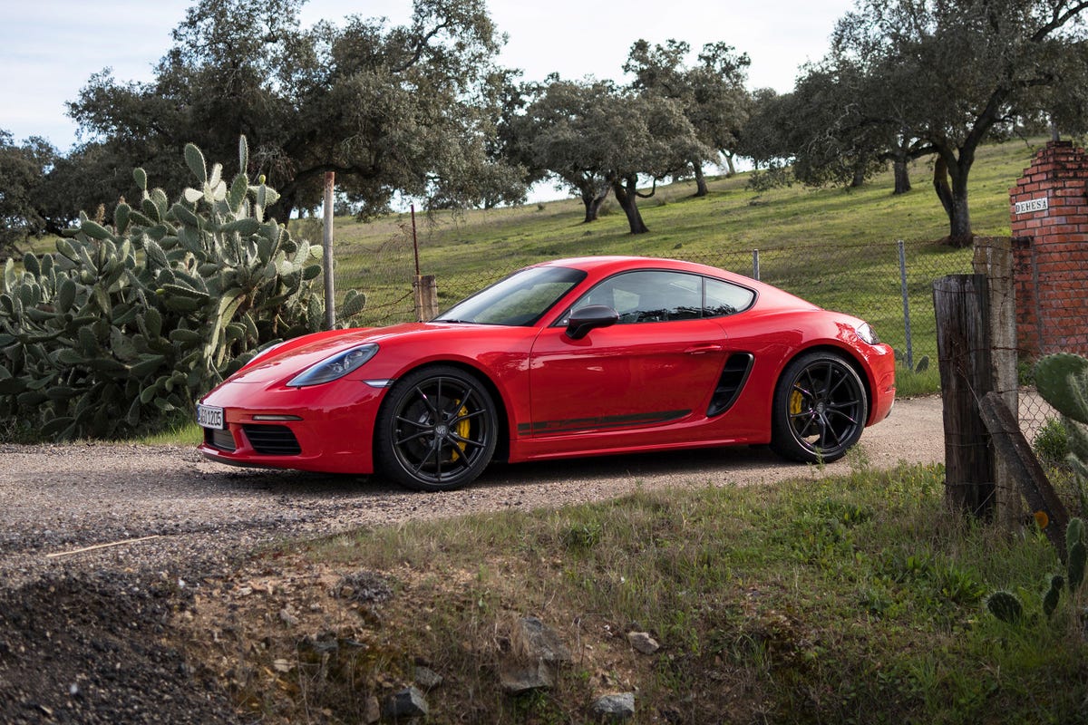 Porsche 718 Cayman T