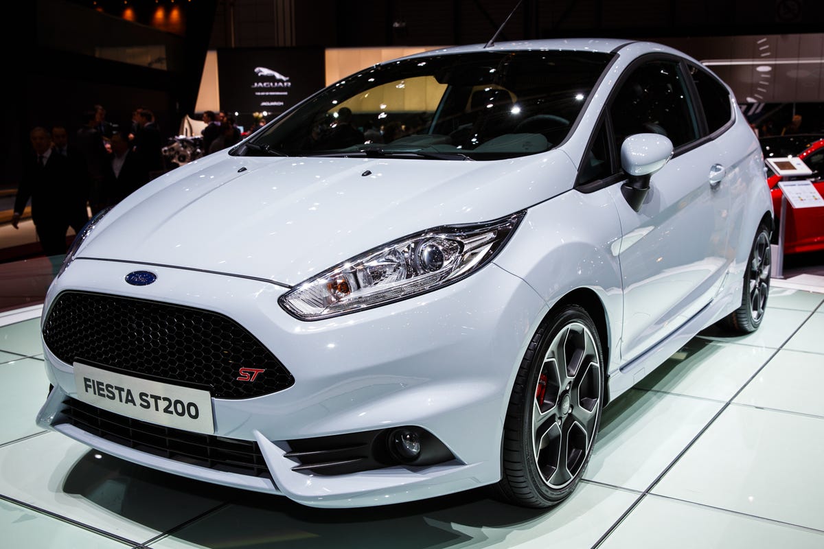 ford-fiesta-st-200-2674-001.jpg