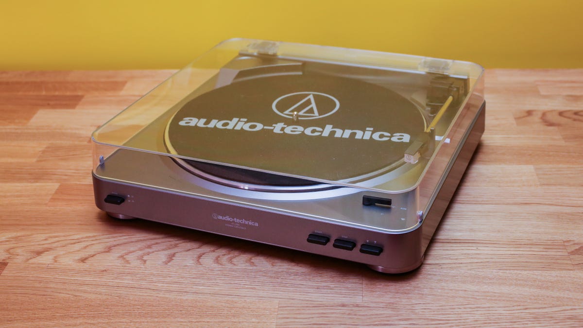 audio-technica-at-lp60-product-photos01.jpg