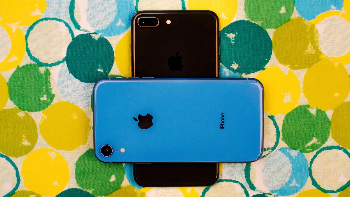 iphone-xr-iphone-8plus-4