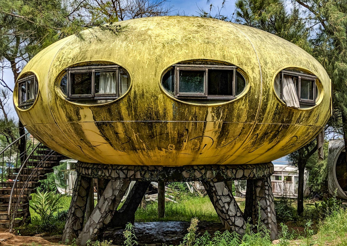 wanli-ufo-houses-1-of-3