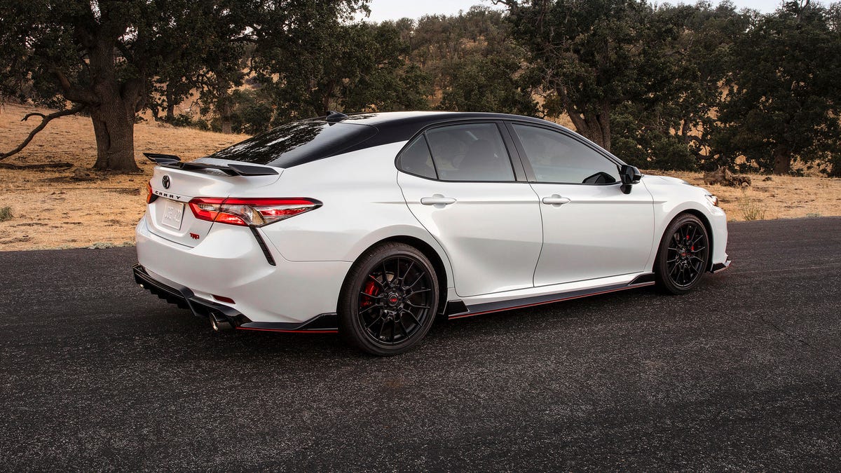 toyota-camry-trd-promo