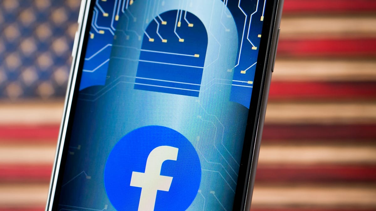 facebook-logo-phone-flag-9752