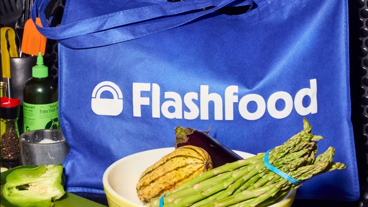 flashfood branded fridge in grocery store