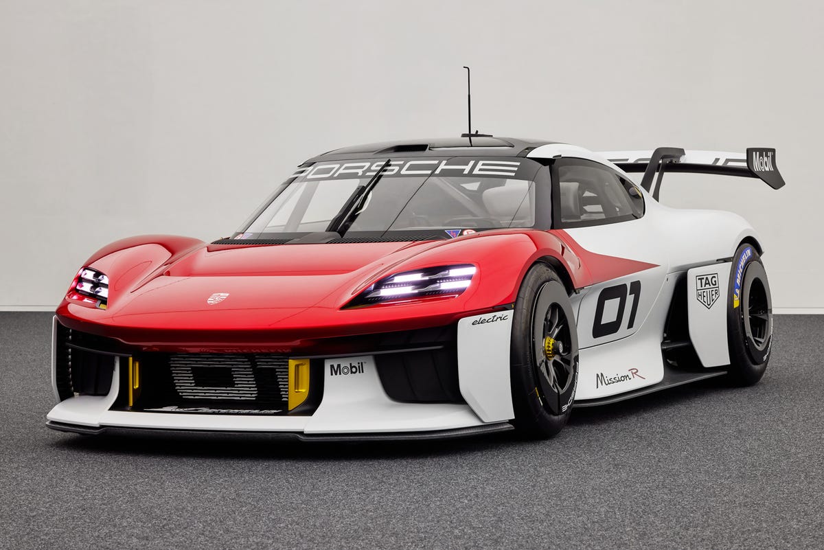 2021-iaa-porsche-mission-r-concept-24