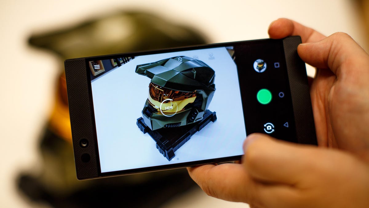 razer-phone-6673-009