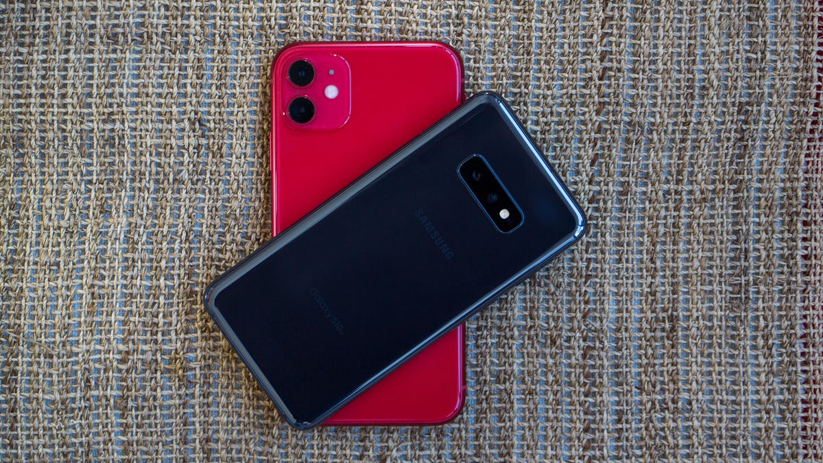 apple-iphone-11-vs-samsung-s10e-3