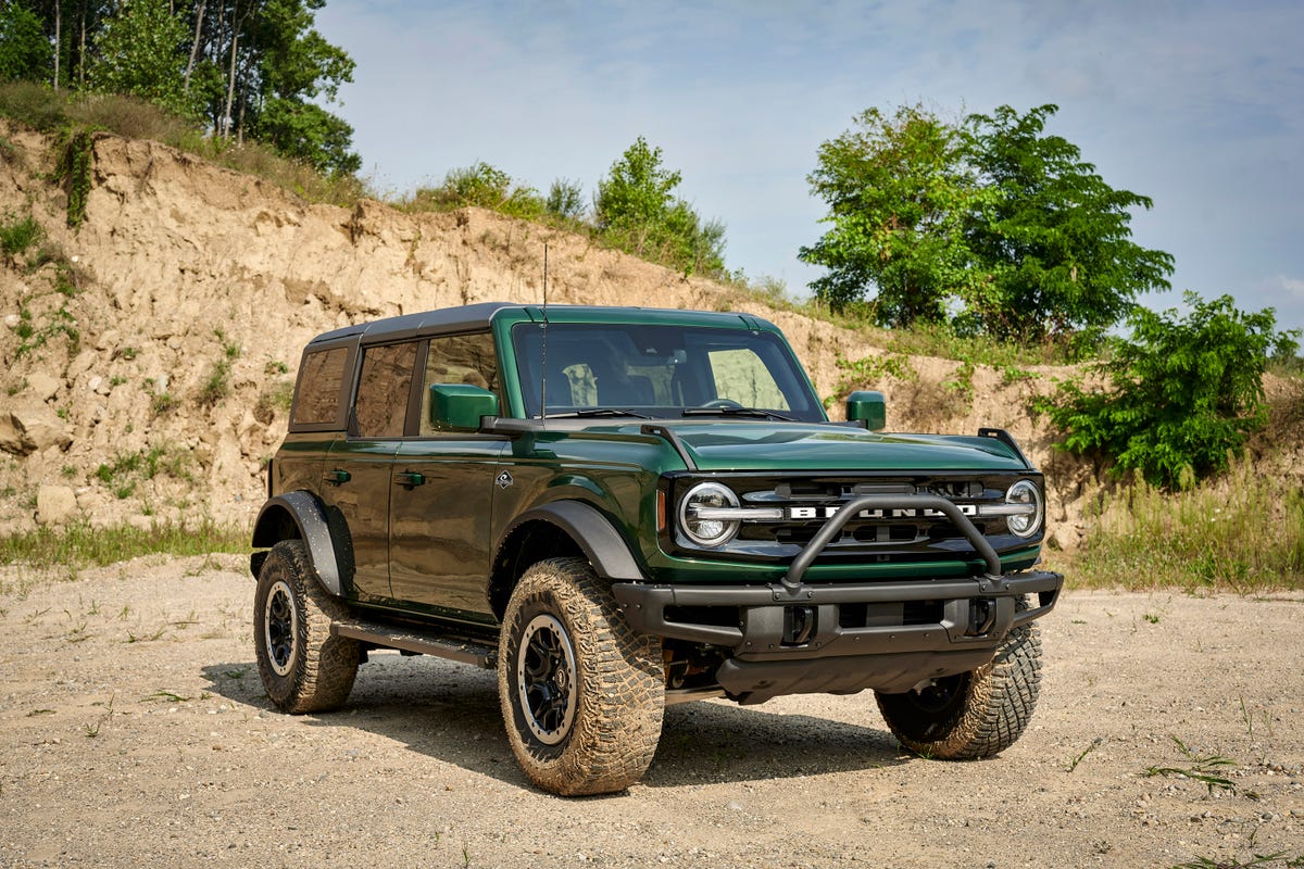 2022 Ford Bronco Eruption Green