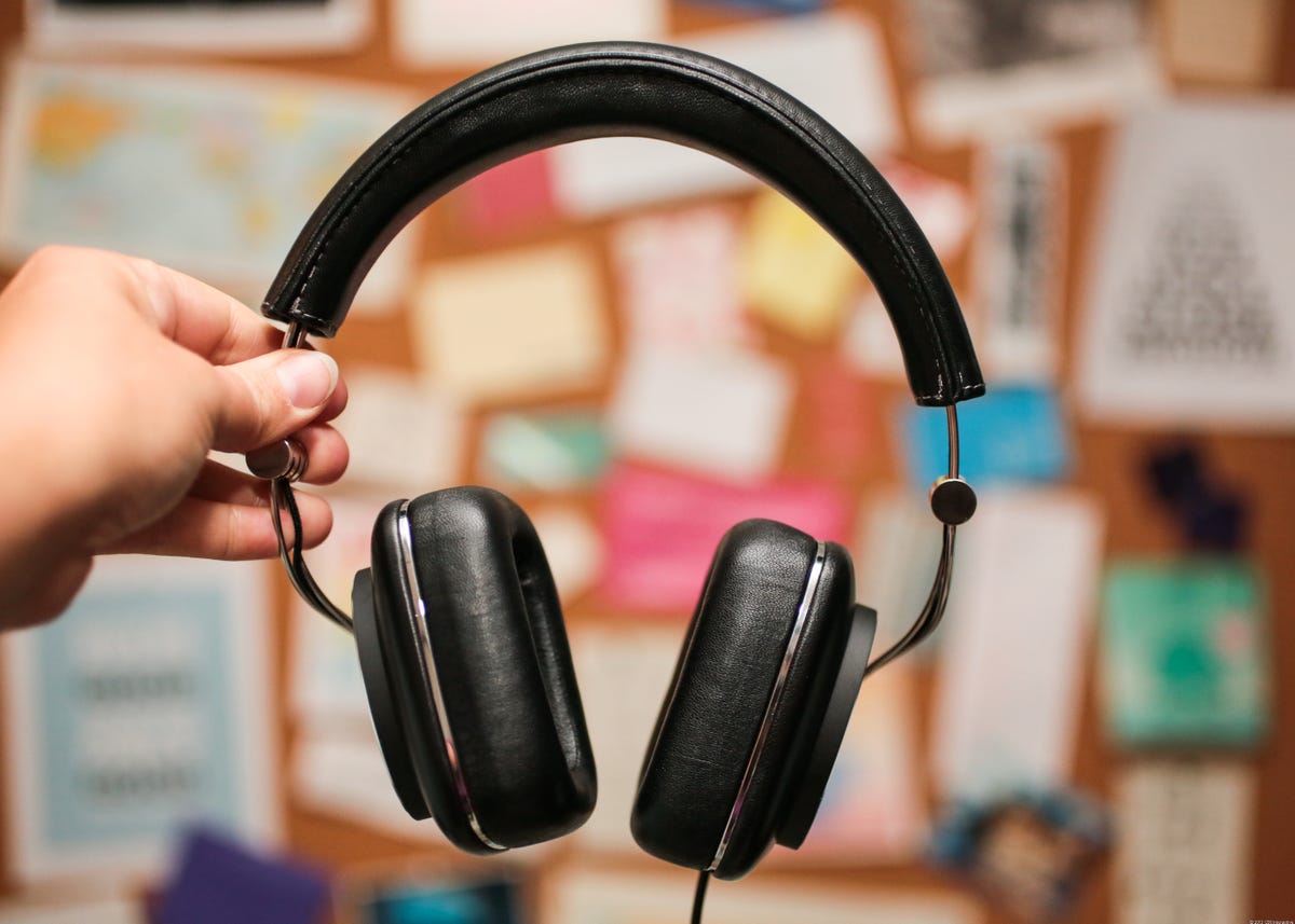 01Bowers_Wilkins_P7_headphones_35827813.jpg