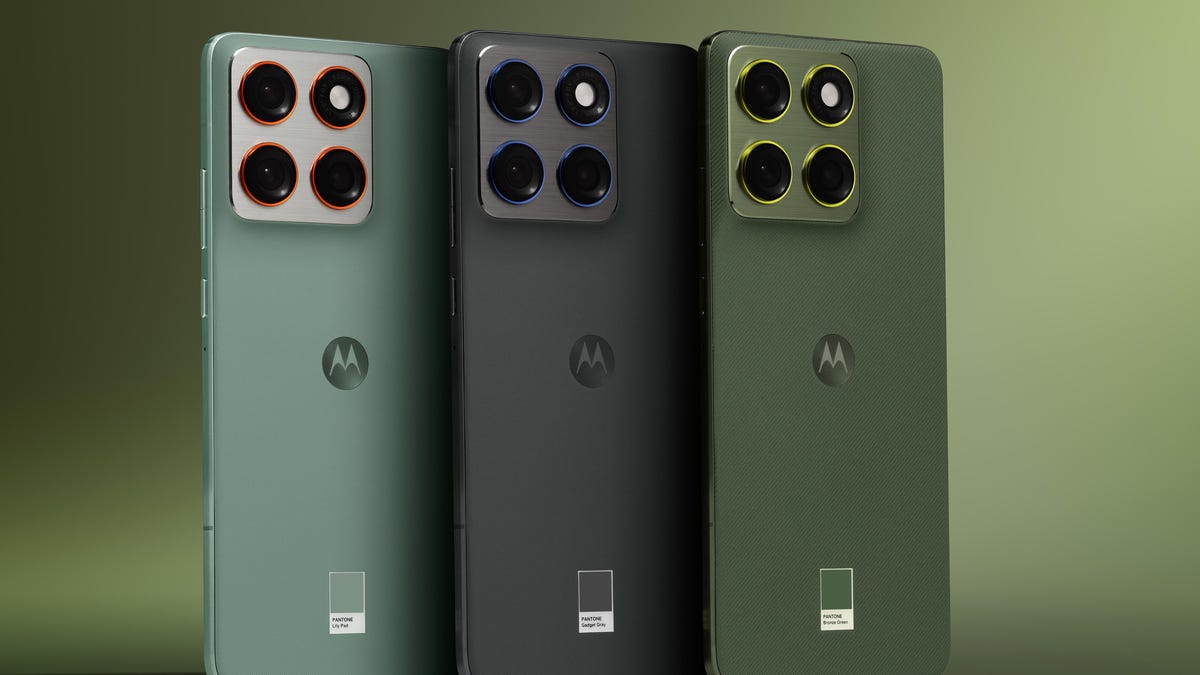 Motorola Edge 70s lined up in different colors