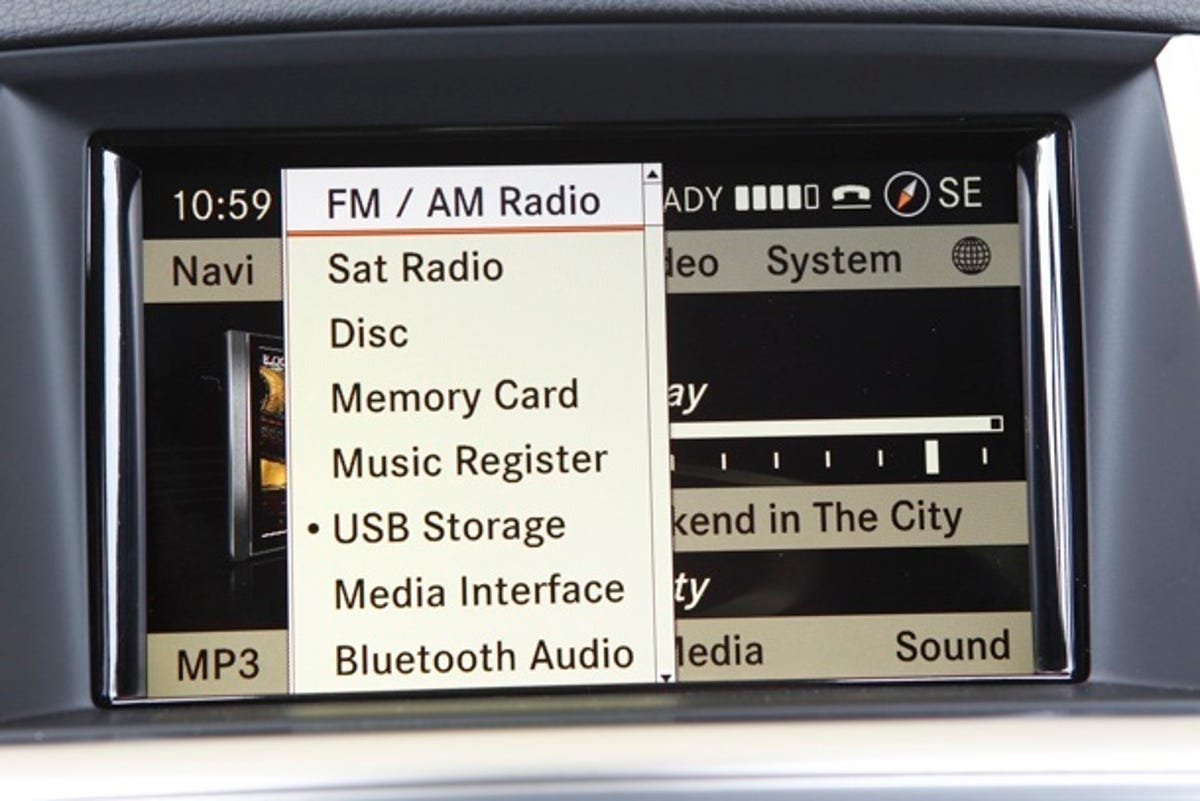 Mercedes-Benz Comand Interface