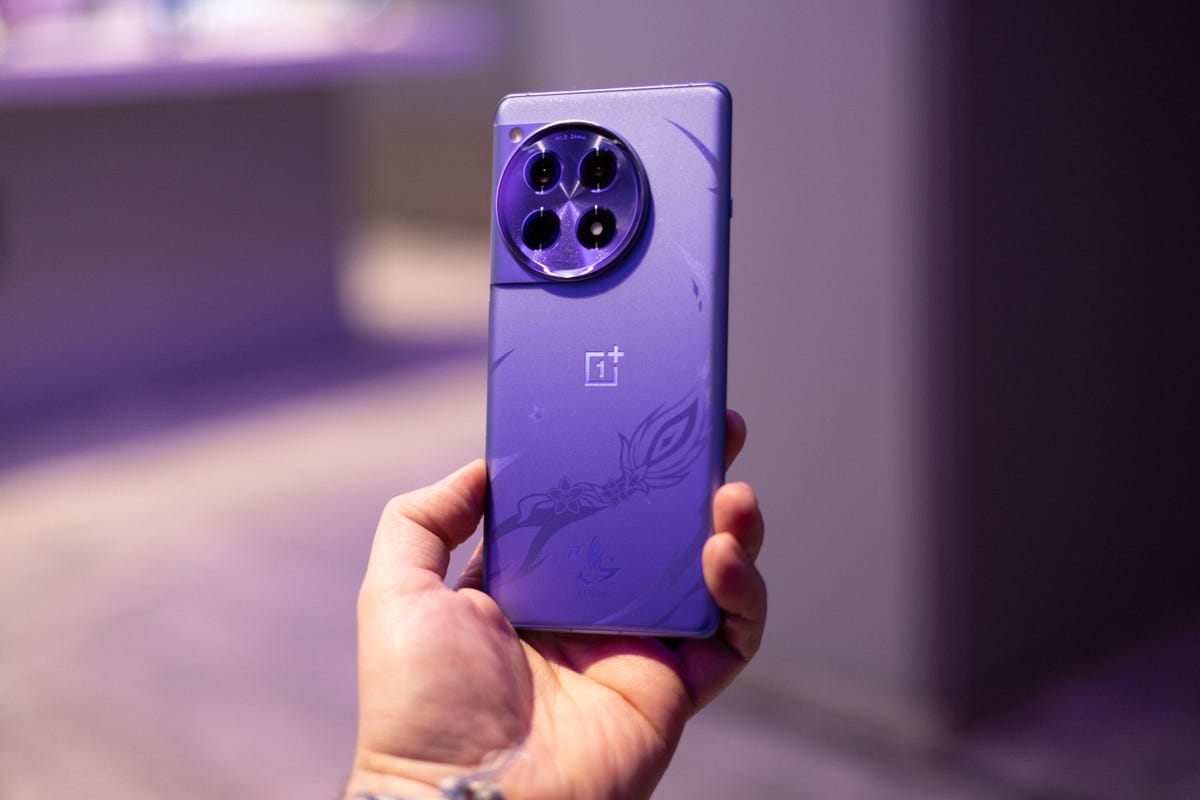 purple Genshin Impact version of the OnePlus 12R