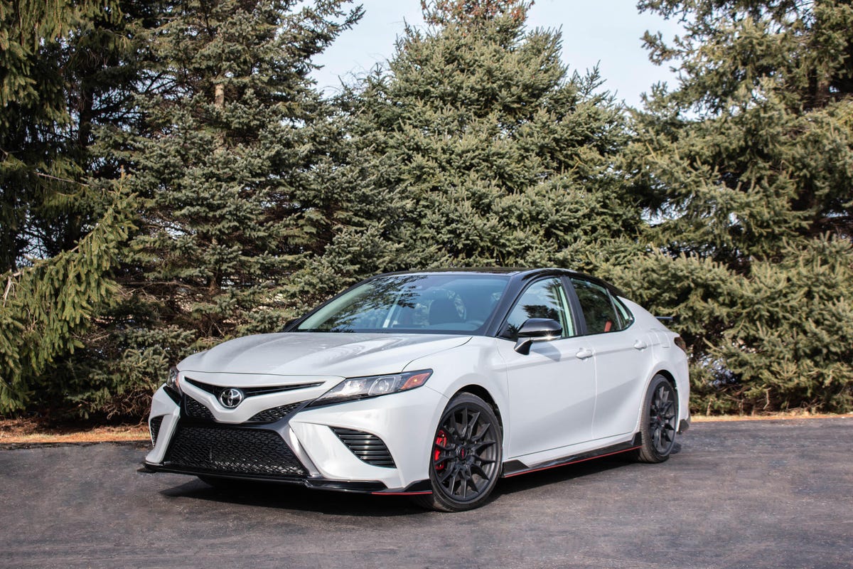 2021-toyota-camry-trd-1
