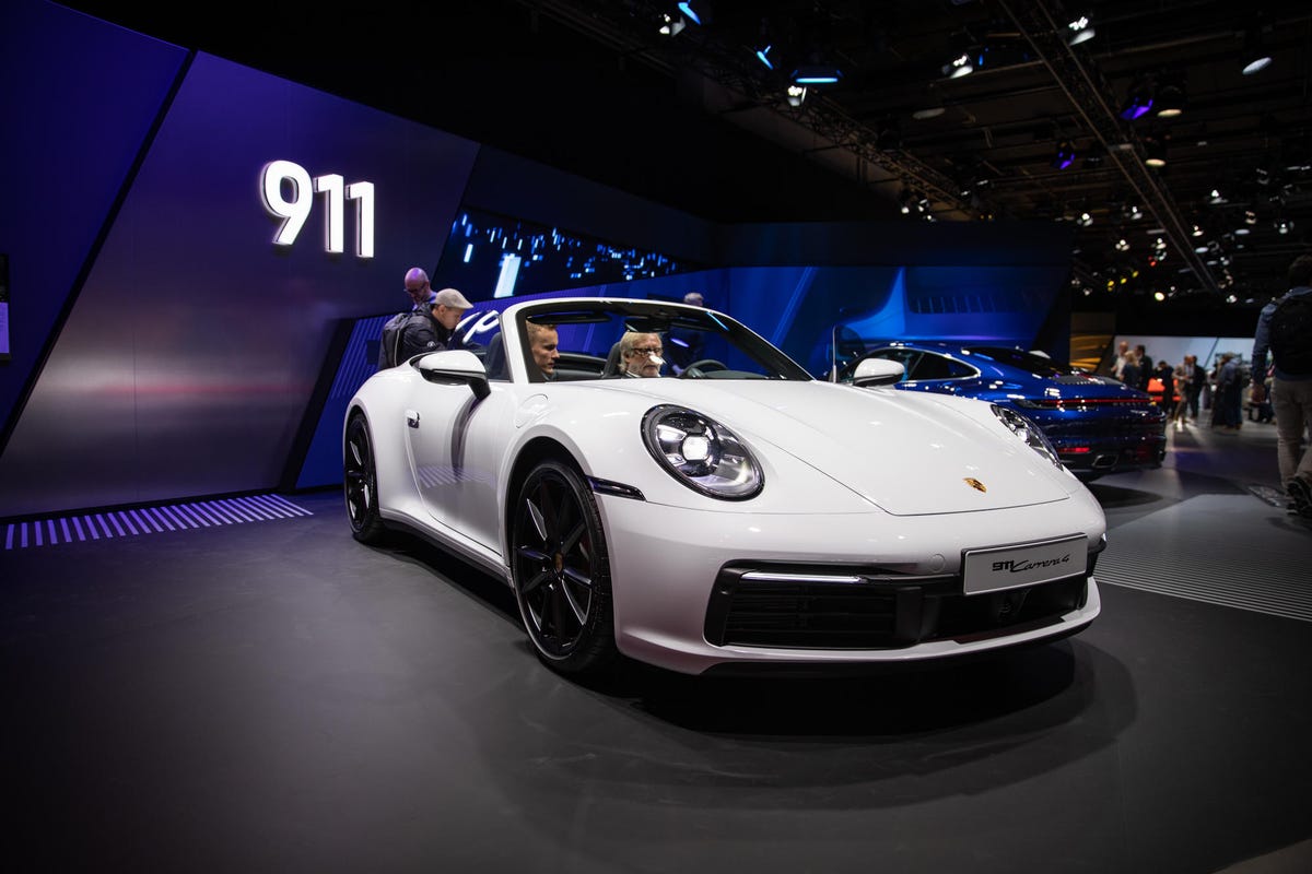 porsche-911-carrera-4