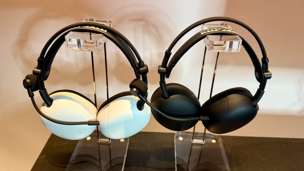 sony-inzone-h9-ii-black-and-white