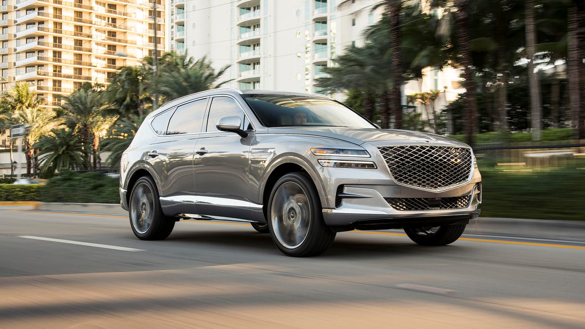 Chinese Tesla Model 3 EVs shipped with downgraded Autopilot system