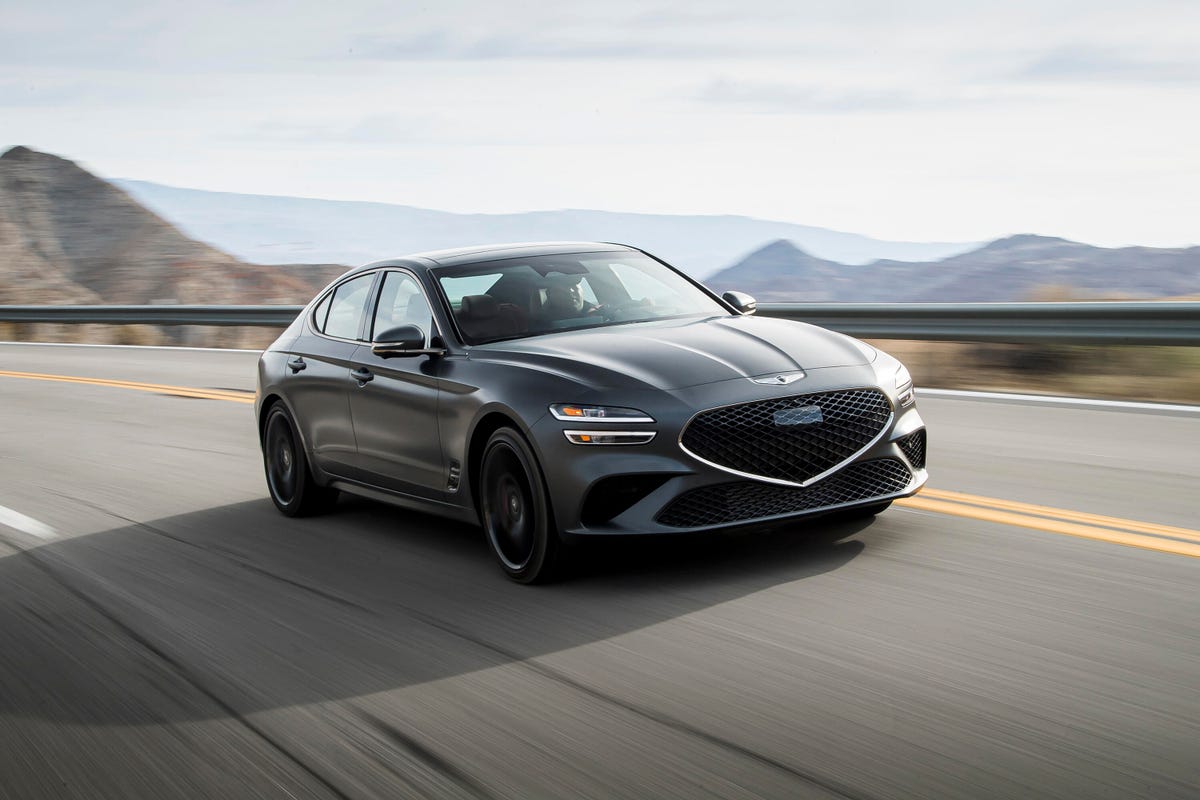 2022 Genesis G70
