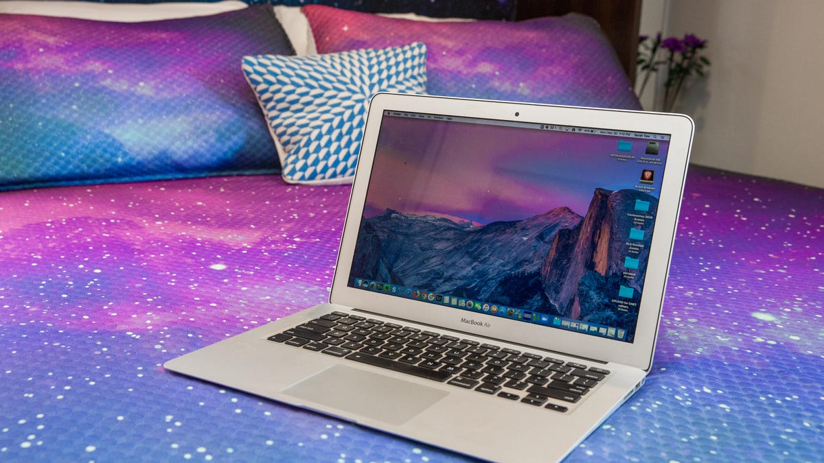 12-laptop-on-bed-work-from-home-coronavirus