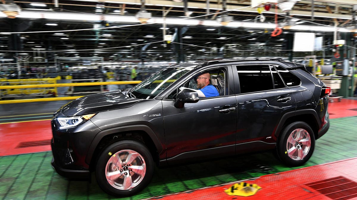 2020 Toyota RAV4 Hybrid US production