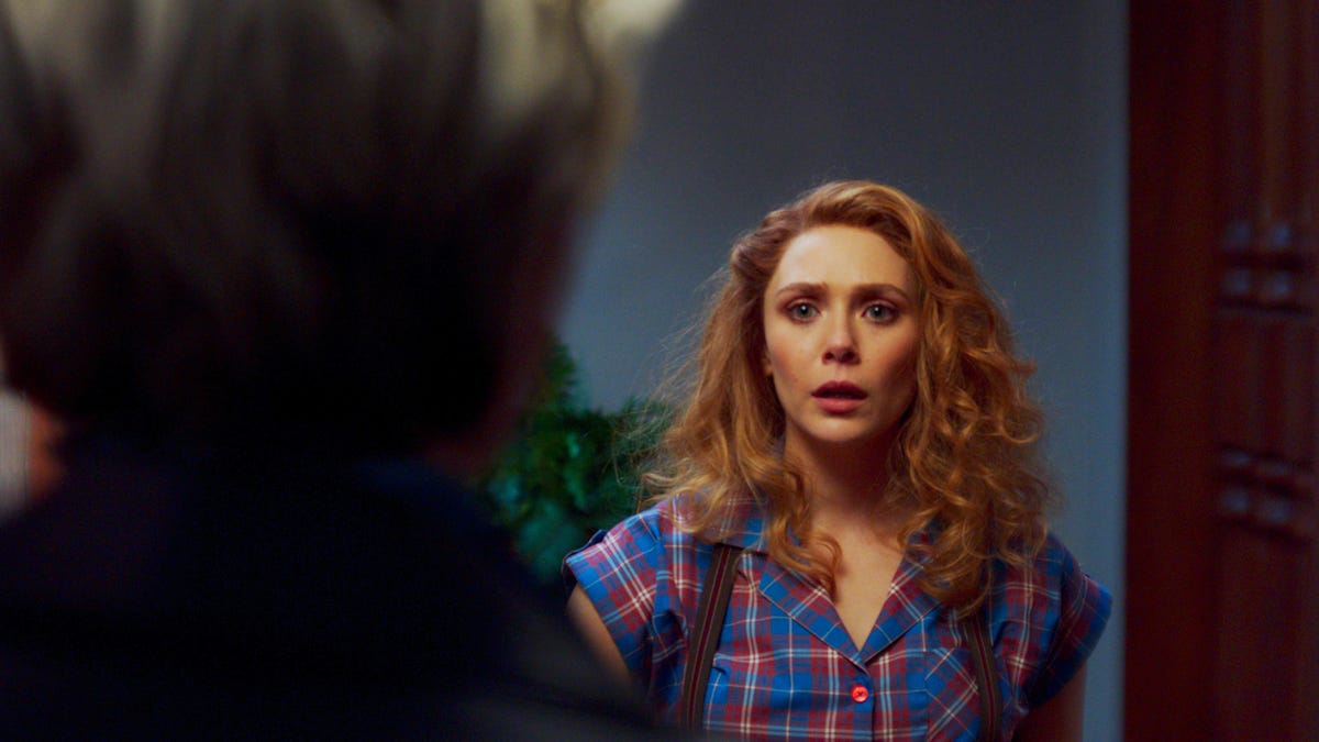wandavision-cameo-elizabeth-olsen-reaction-0
