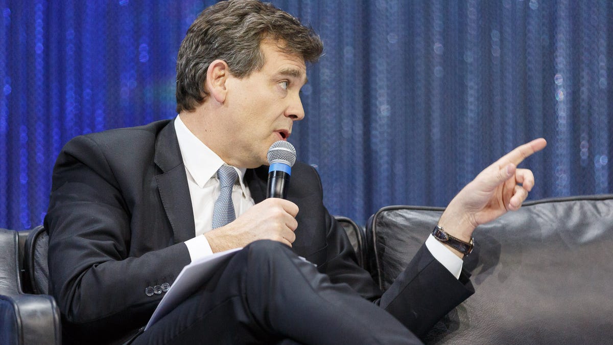 Arnaud Montebourg, head of France's ministry for industrial renewal, tangles with venture capitalists over French laws that, they say, hurts innovation.