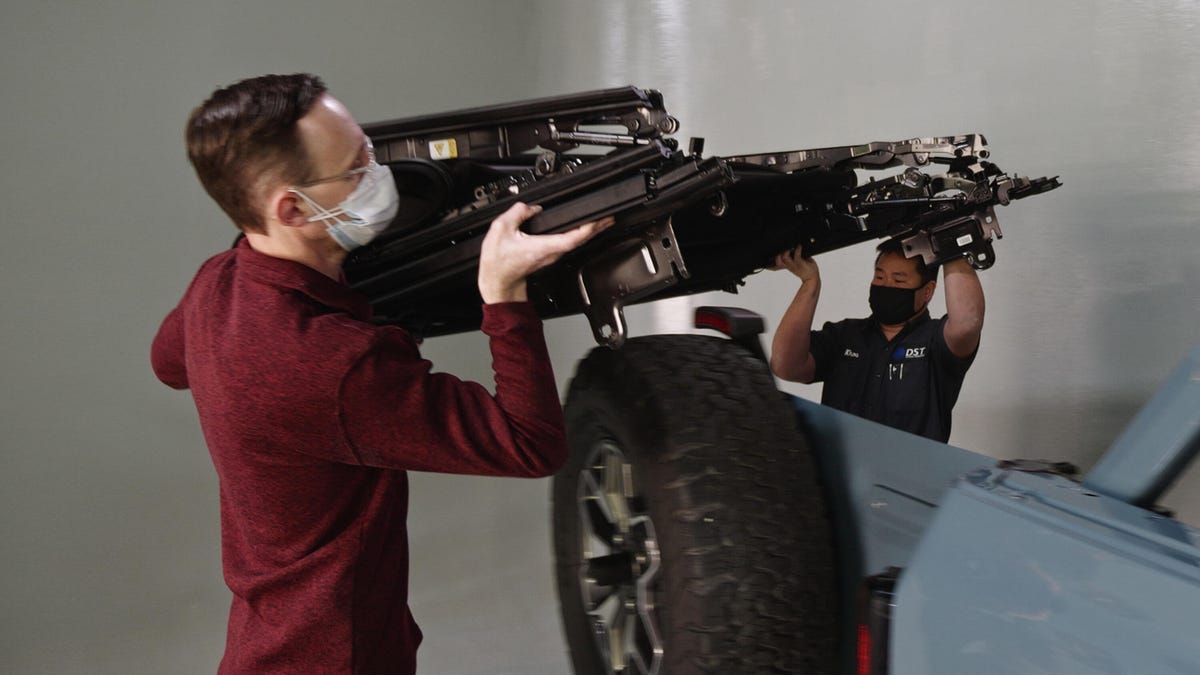 2021 Ford Bronco Soft Top Removal - customization