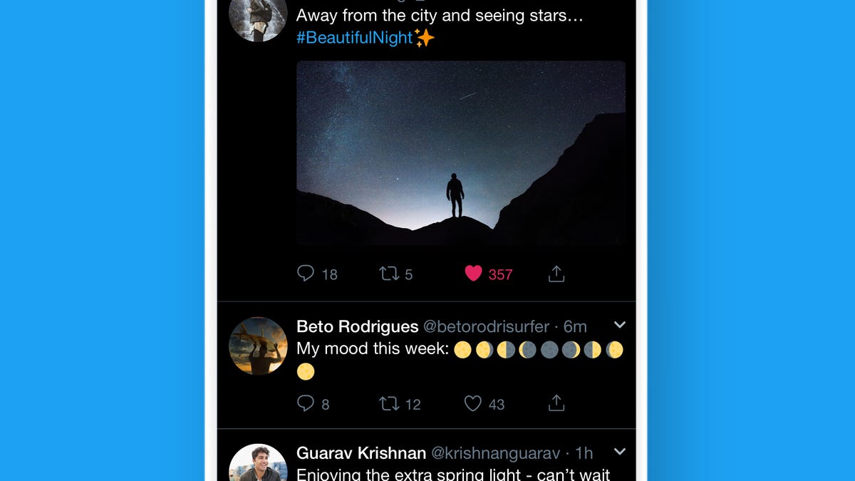03-home-timeline-lightsout-en