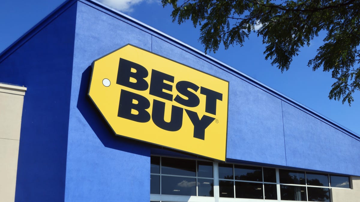 A Best Buy storefront.
