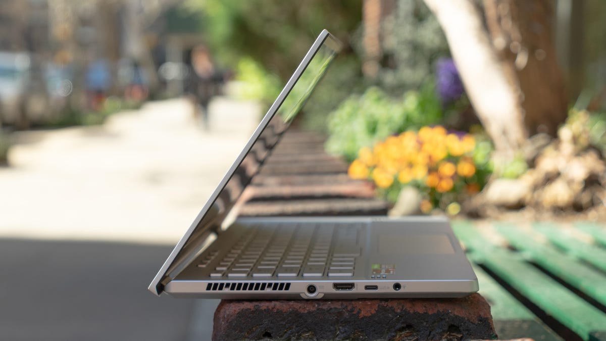 asus-rog-zephyrus-g14-1-2