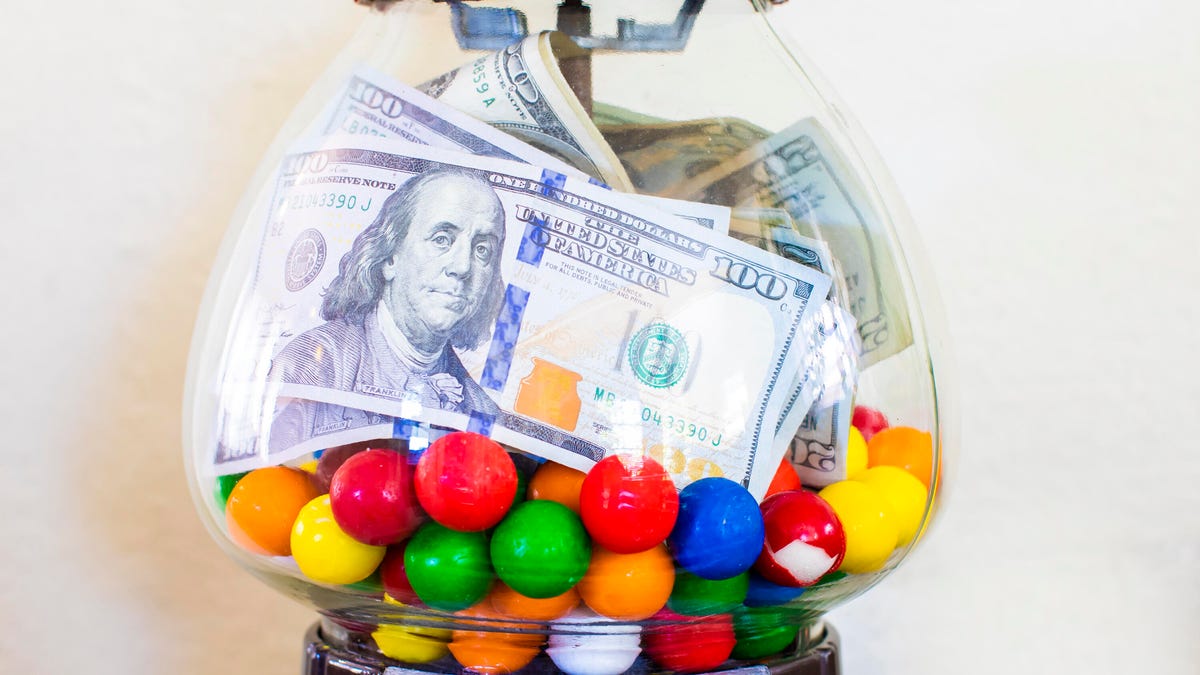 29-2021-cash-money-stimulus-bill-600-dollars-check-americans-congress-signed-law-direct-deposit-mail