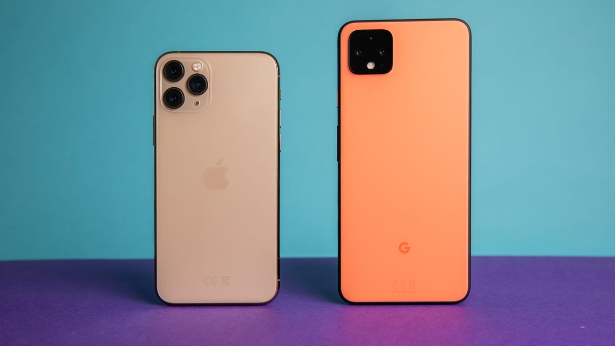 hoyle-promo-iphone-11-pro-google-pixel-4-xl-6