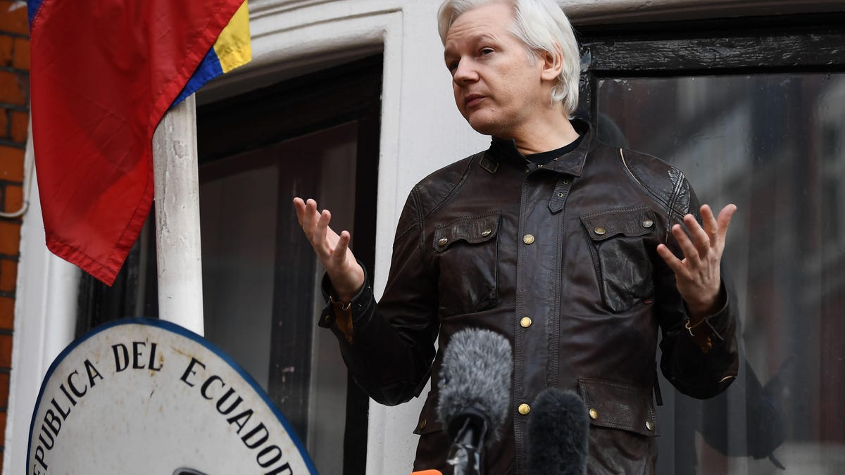 BRITAIN-SWEDEN-ECUADOR-ASSANGE-ASSAULT-POLICE