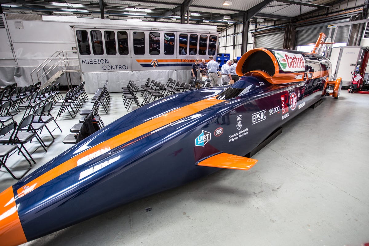 bloodhound-rocket-car-landspeed.jpg