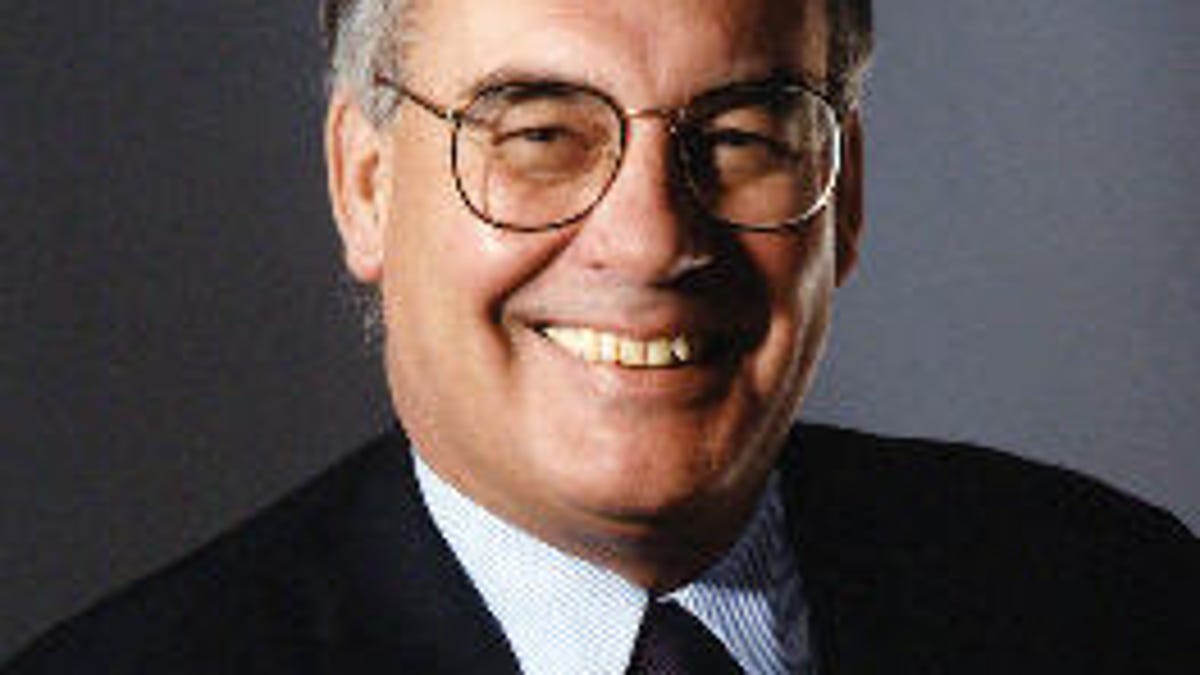 Yahoo board chairman Roy Bostock has come under fire.