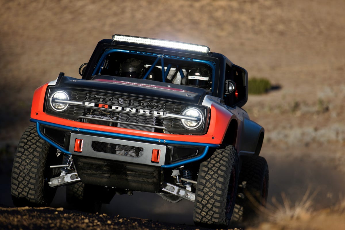 2023-ford-bronco-dr-desert-runner-race-truck-121