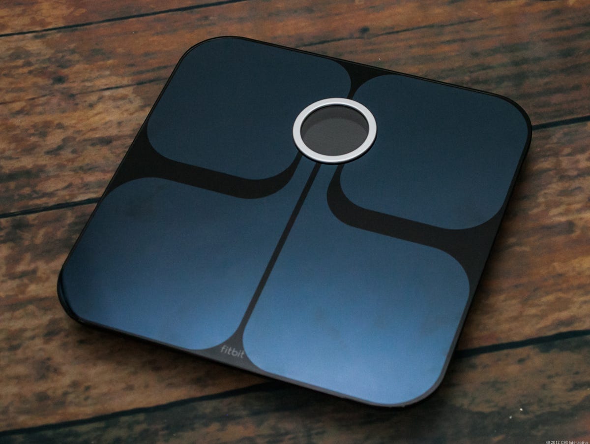 FitBit_Aria_Wi-Fi_Smart_Scale_35301722_35301723_01.jpg