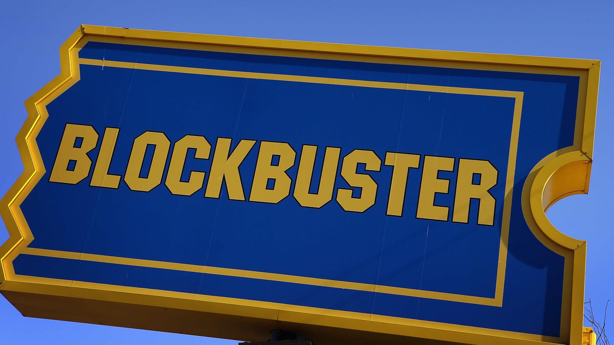 Blockbuster To Close 300 Stores In U.S.