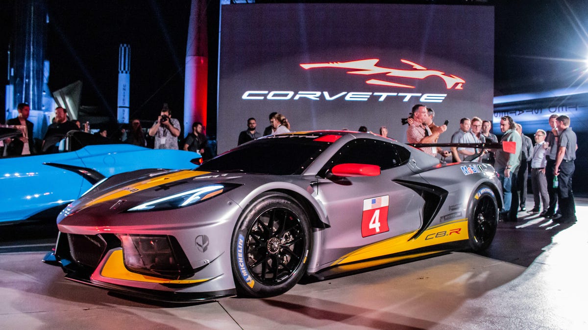 rs-corvette-corvette-c8-r-1